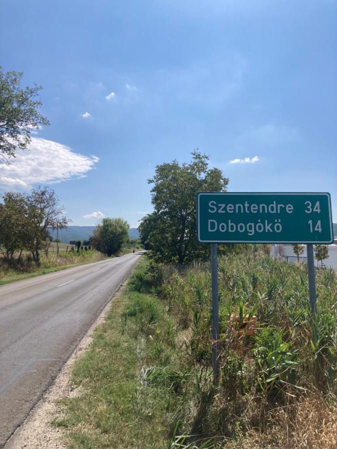 Apartman-Donau Tát Εξωτερικό φωτογραφία